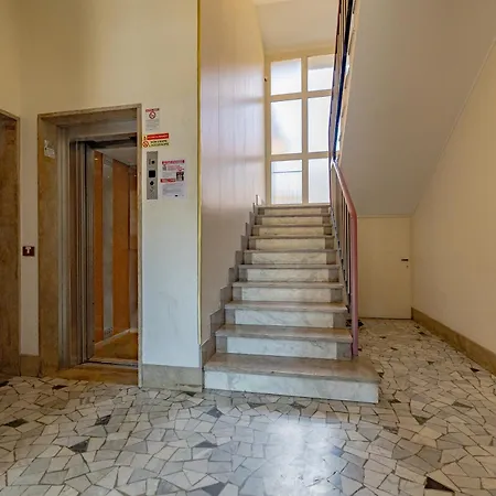 Luxury - 1 * Milan