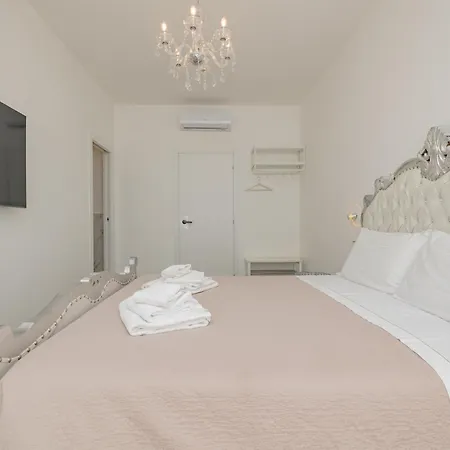 Luxury - 1 Gæstehus *